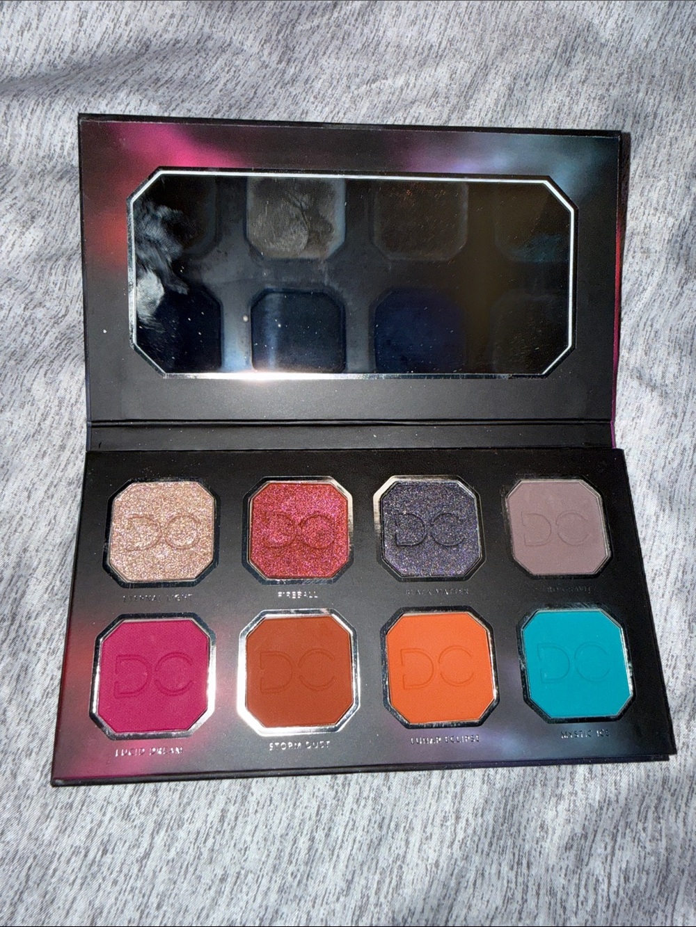 DC Vibrant 8-Color Eyeshadow Palette — Teal, Orange, Pink, Brown Shades